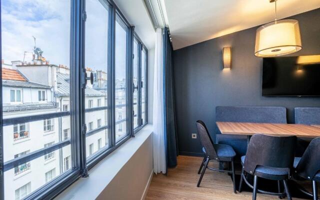 135 - Urban Five Star Apartment in Center of Paris