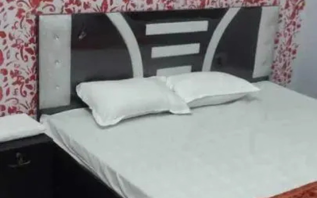 POP 80844E Delight Hotel