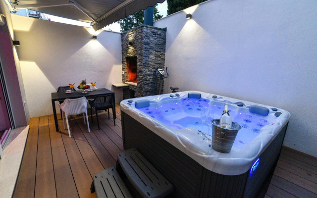 Luxury Apartment Knezovic