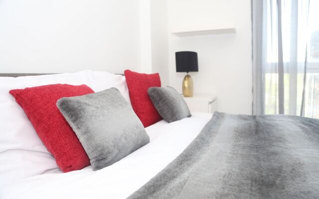 Luxury 2 Bed Apartment