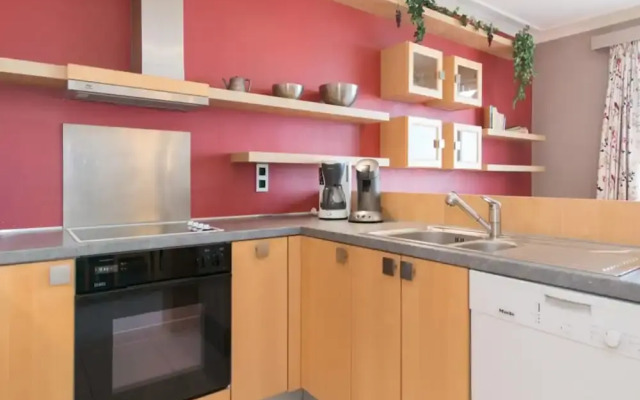 Spacious Apartment With sea View