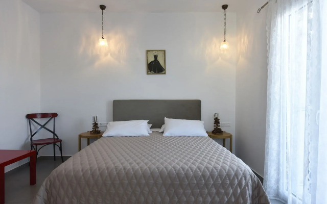 Tsakanos Home