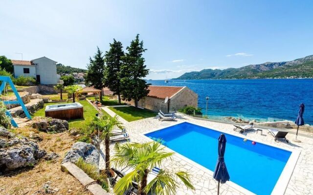Luxury Villa Gabriela