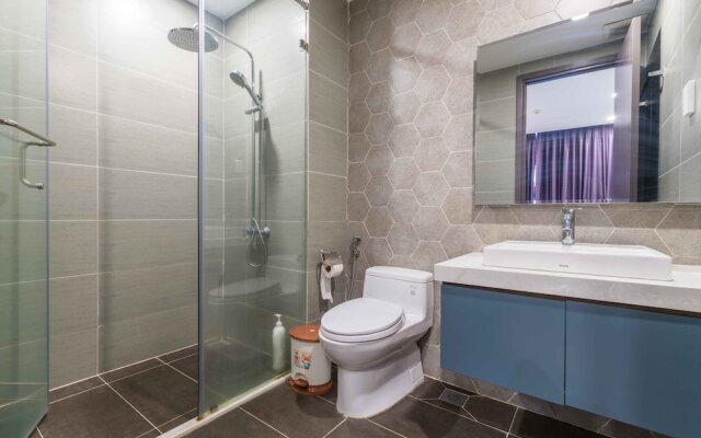 MK Rivergate Apartment