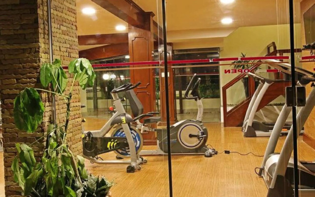Yotau All Suites Hotel