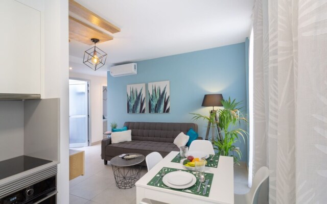 Behosty - Triana Chic Essense A