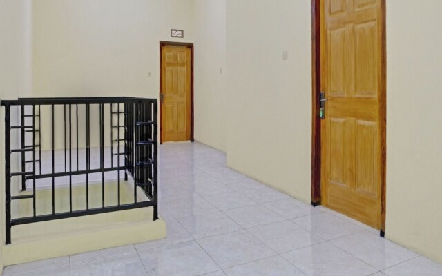 OYO Life 90737 Losmen Aini Syariah
