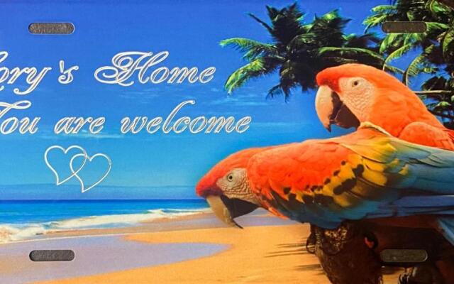 Bari Lory’s Home