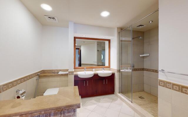 Palm Jumeirah Golden Mile 9 9601