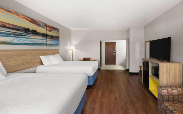 Days Inn by Wyndham Phenix City Near Fort Benning