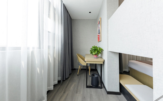 Shankee Hotel (Wansheng Market)