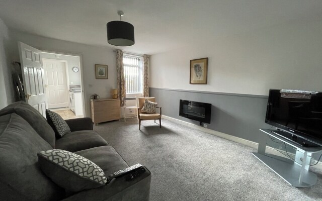 Cosy & Comfortable Apt with Parking