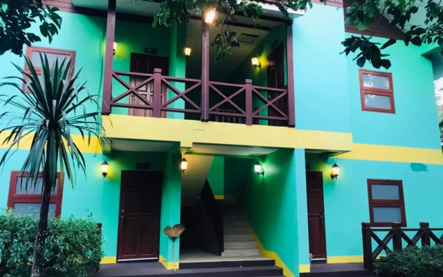 Saensukkho Green Hotel & Resort