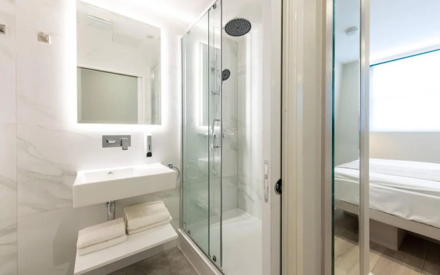 274 Suites