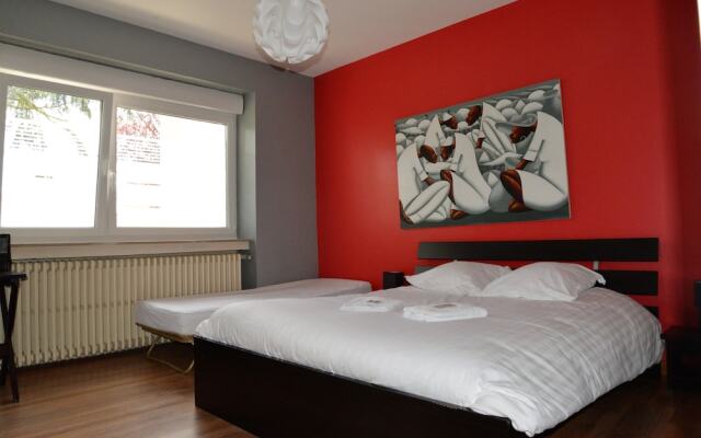 hotelImage