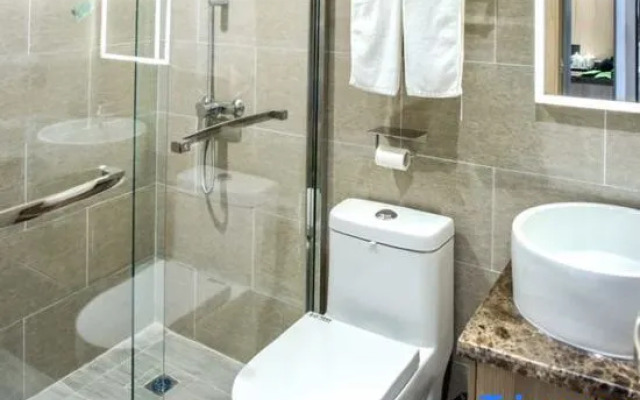 Pod Inn Hotel (Nanjing Sun Yat-sen's Mausoleum Maqun Subway Station)