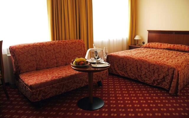 Hotel Zvezda