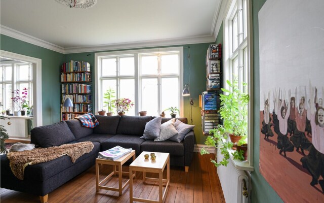 Nice Home in Hamburgsund With 5 Bedrooms and Wifi