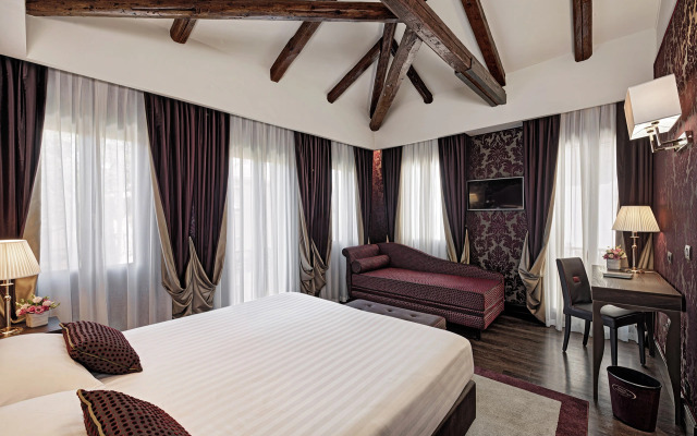 Hotel American Dinesen