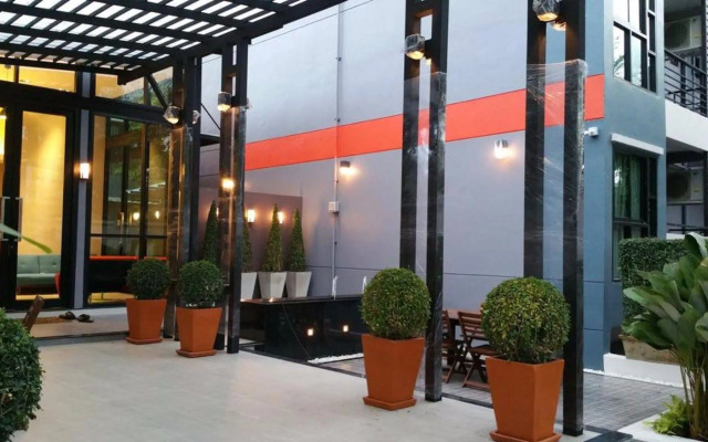 Woodroof Residence Rangsit
