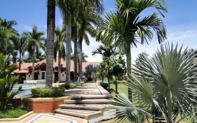 Hotel Campestre Los Chiguiros