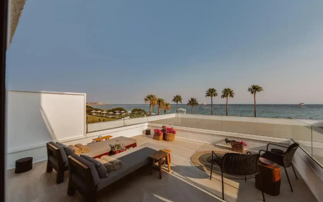 Kaliva Suites