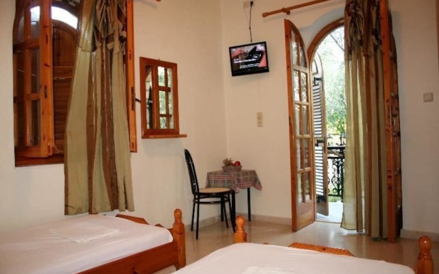 Nikas Rooms & Apartments