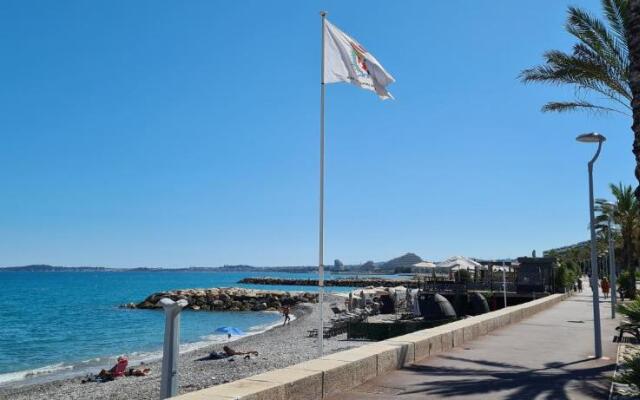 Studio de la plage - Mer, Terrasse et garage