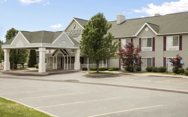 Country Inn & Suites Rochester-Henrietta, NY