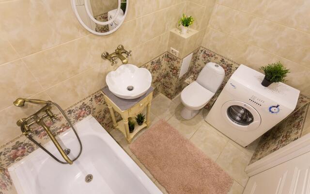 Live comfortably on Andreevskaya Street
