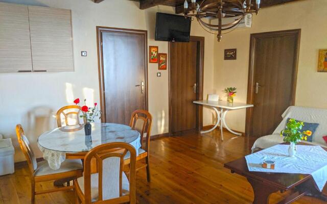 Barlee II Beach Front House, Metamorfosi