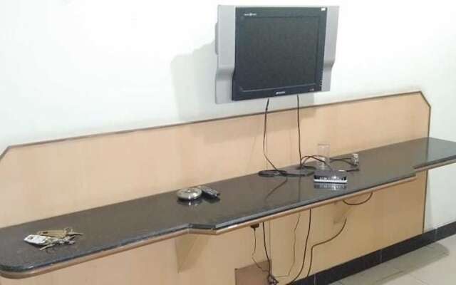 i-ROOMZ Hoysala Residency