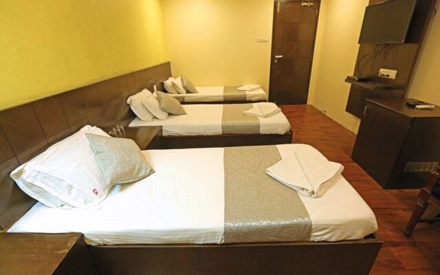 Gulf Hotel Colaba