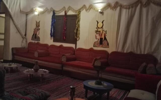 Atlantis Pyramids Inn