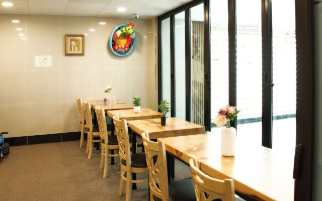 Business Hotel Haeundae S