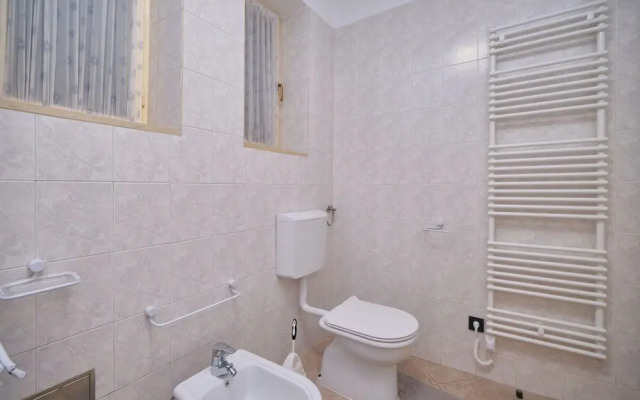 Bacci Central 2-Bedroom Apartment