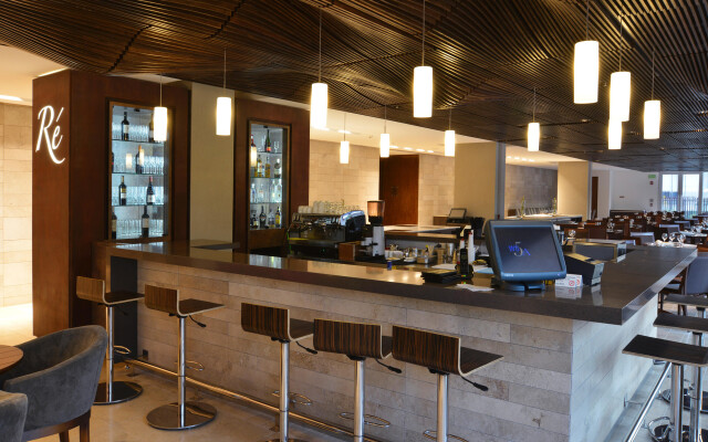 Radisson Blu Plaza El Bosque Santiago