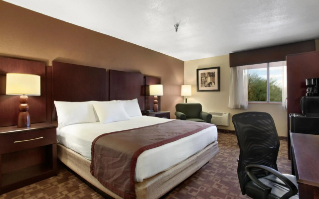 Super 8 By Wyndham Chandler Phoenix