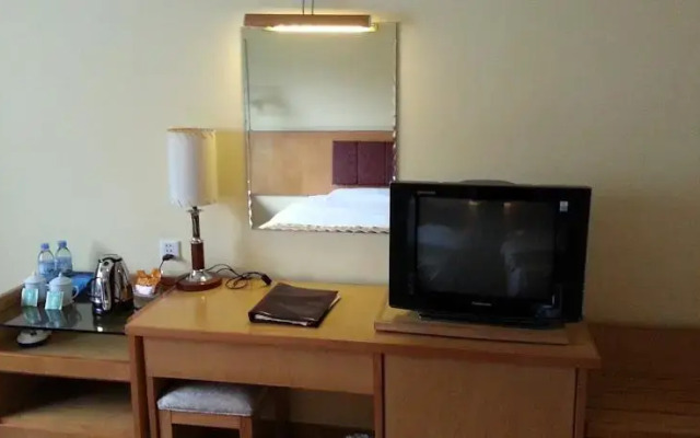 Ying Shan Hong Hotel