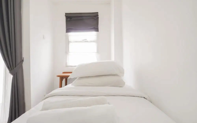 Stunning Studio Apartment At Belmont Residence Puri – Guest Rooms – Jakarta