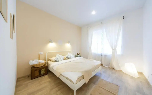 Botanika Hostel