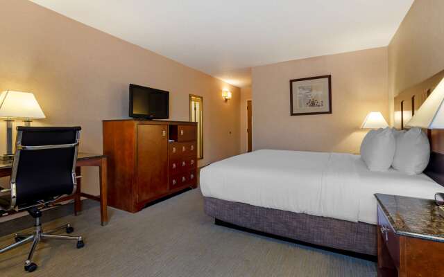 Best Western Staunton Inn