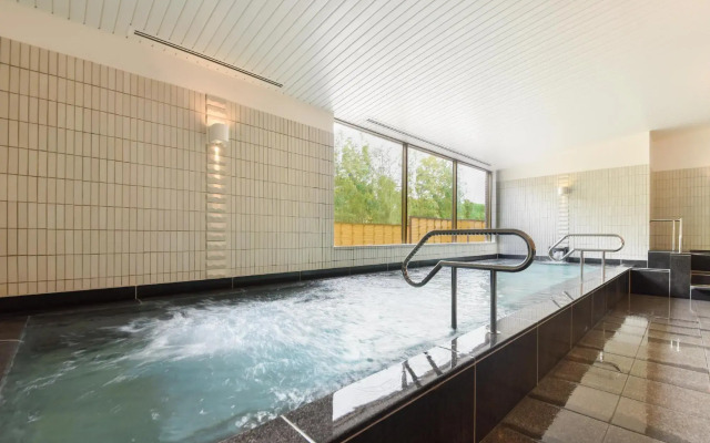 Forest Inn Showakan