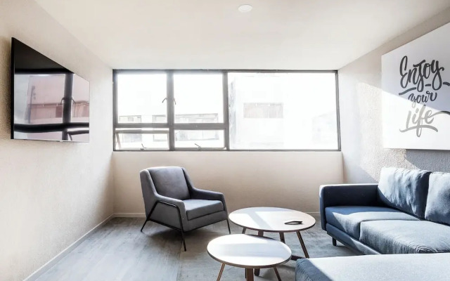 Stylish 2BR in Roma - Parking- Wifi- Sleeps 6