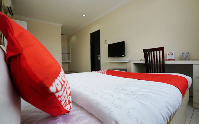OYO 306 Koen Residence