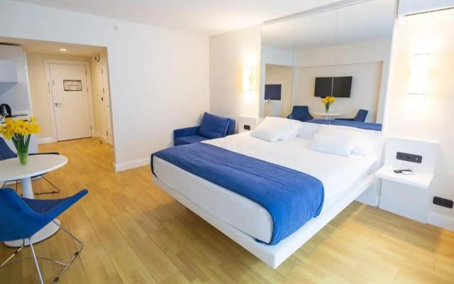 Studio Apartment In Orbi Tower — باطومي