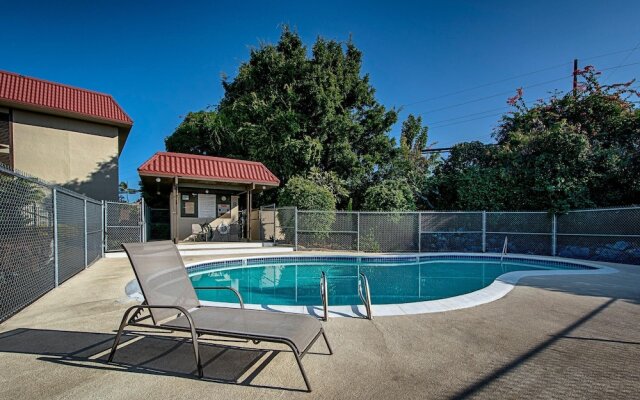 Kona Mansions 112 by Casago