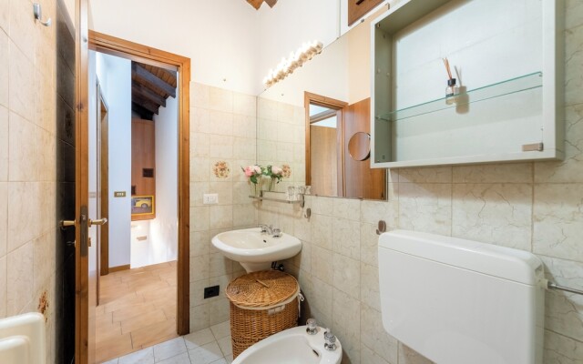 Lucy In The Sky of Gignese