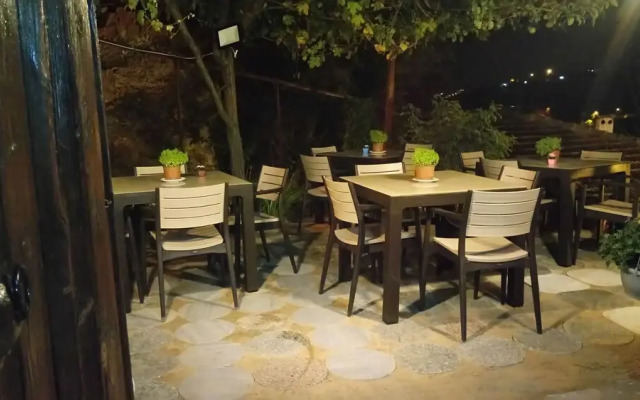 Payidar Konak And Kafe