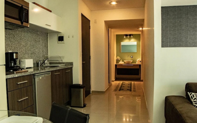 Tiny Apartment with Rooftop pool y GYM